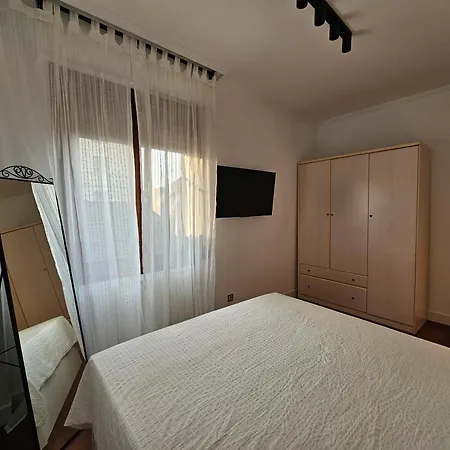 Проживання в сім'ї Habitacion En Atico Con Terraza En