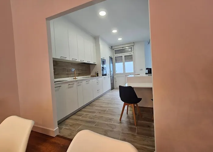 ホームステイ Habitacion En Atico Con Terraza En ビルバオ