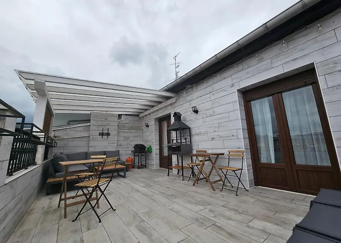 Habitacion En Atico Con Terraza En ビルバオ