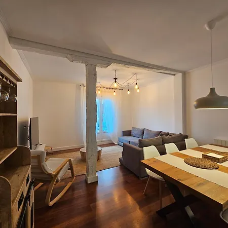 Habitacion En Atico Con Terraza En